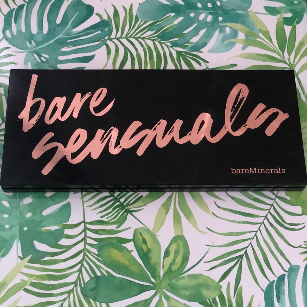 🌴 Eye shadow palette by bare minerals 🌴